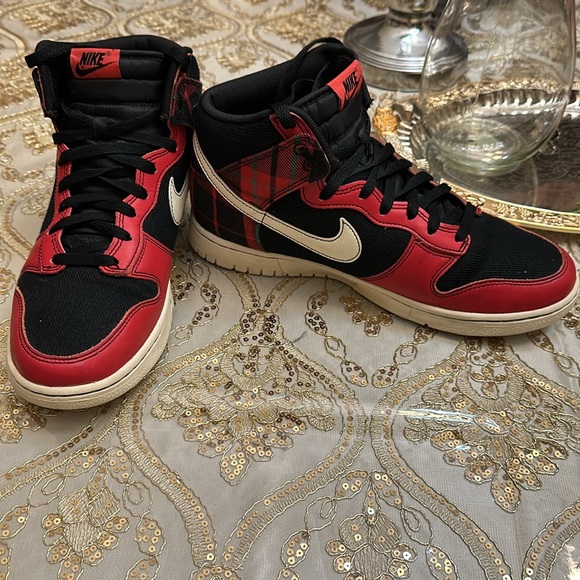 NIKE DUNK HI HIGH RETRO SE "TARTAN PLAID" BLACK-PALE IVORY SIZE 10.5 - Picture 3 of 12